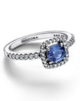 Pandora Sprankelende ring met vierkante blauwe halo – 193555C01