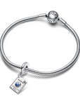 Pandora Openbare Passport Dangle Charm 792680C01, exclusief en kwalitatief hoogwaardig. Ontdek nu!