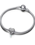 Pandora Angel Wing Heart bedel 792980C01, exclusief en kwalitatief hoogwaardig. Ontdek nu!