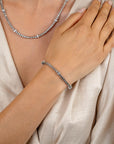 ZINZI zilveren vierkante schakel armband 6mm breed afwisselend bezet met witte zirkonia's 19cm ZIA2678