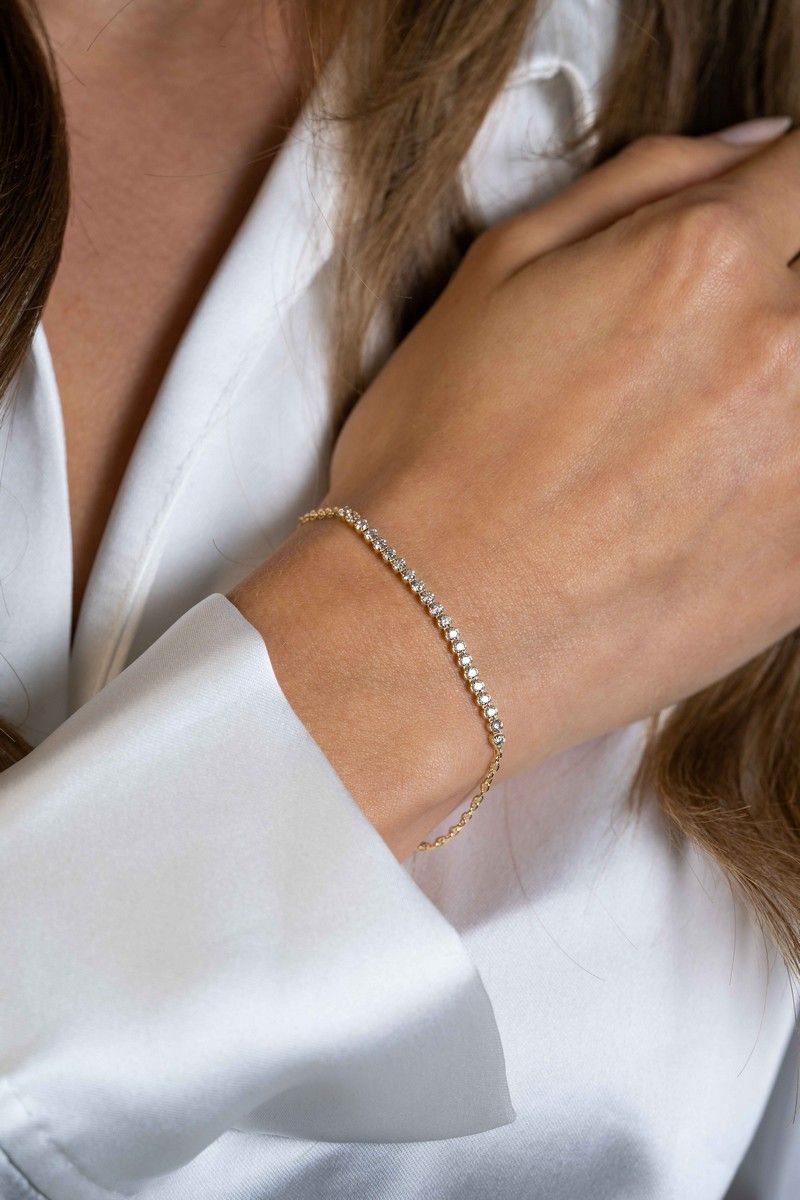 Zinzi gold plated zilveren armband met een tussenstuk bezet met witte zirkonia's ZIA2370Y, exclusief en kwalitatief hoogwaardig. Ontdek nu!