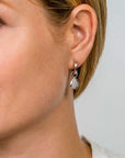 Zinzi zilveren oorbedels druppel wit ZICH1768, exclusief en kwalitatief hoogwaardig. Ontdek nu!